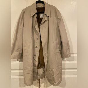 Men’s London fog tan fur lined trench